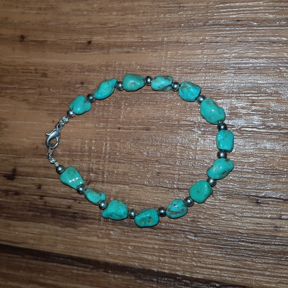 Raw Turquoise chip bracelet - Picture 2 of 2